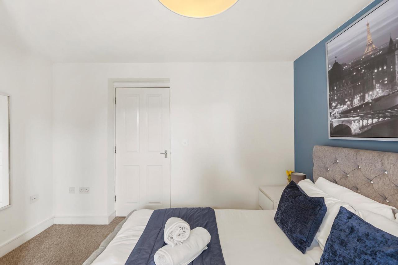 Luxnightzz - Two Bed - Close To North Station And Hospital Colchester Buitenkant foto