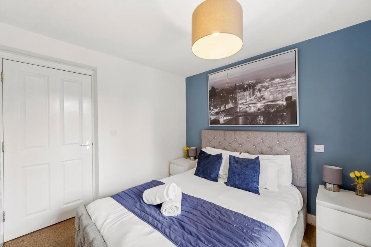 Luxnightzz - Two Bed - Close To North Station And Hospital Colchester Buitenkant foto