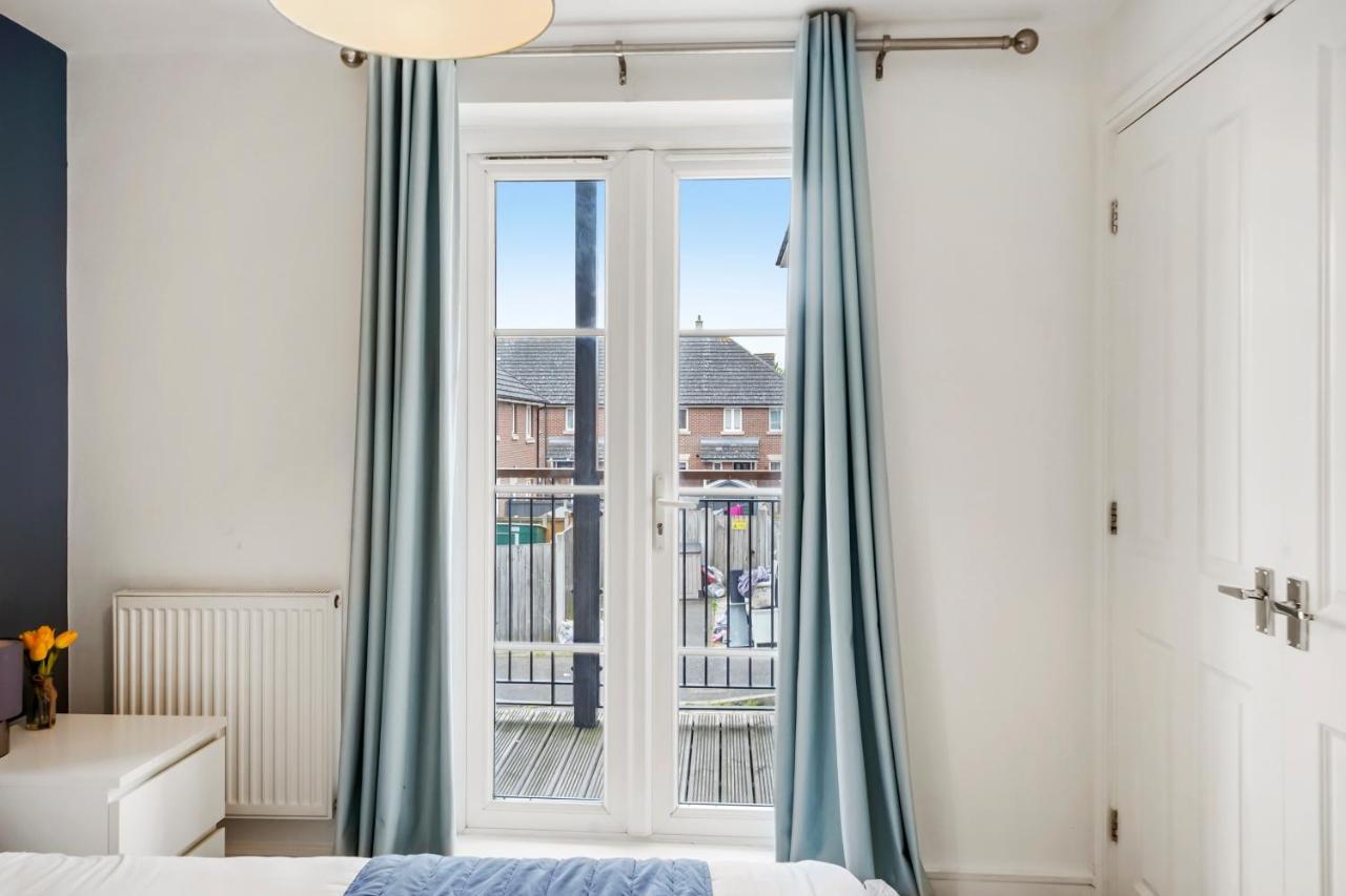 Luxnightzz - Two Bed - Close To North Station And Hospital Colchester Buitenkant foto